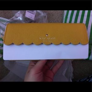Kate spade Morris lane wallet